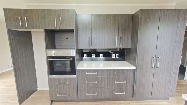 5 McDowall Pl 10469_4