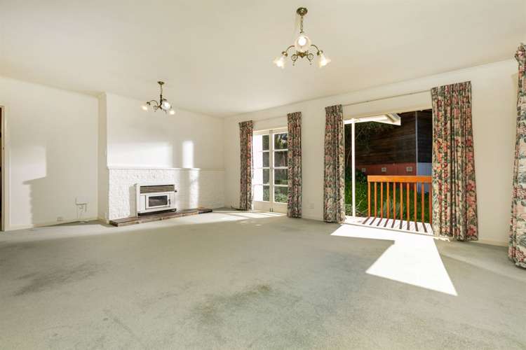 79 Tiroroa Avenue Te Atatu South_12