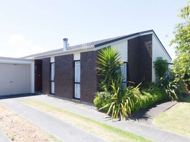 22 Exeter Crescent Springvale_1