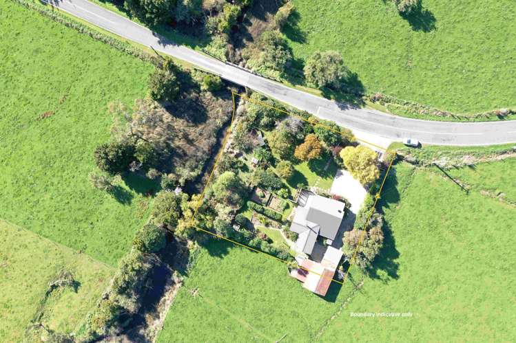 179 Collingwood-Puponga Main Road_1
