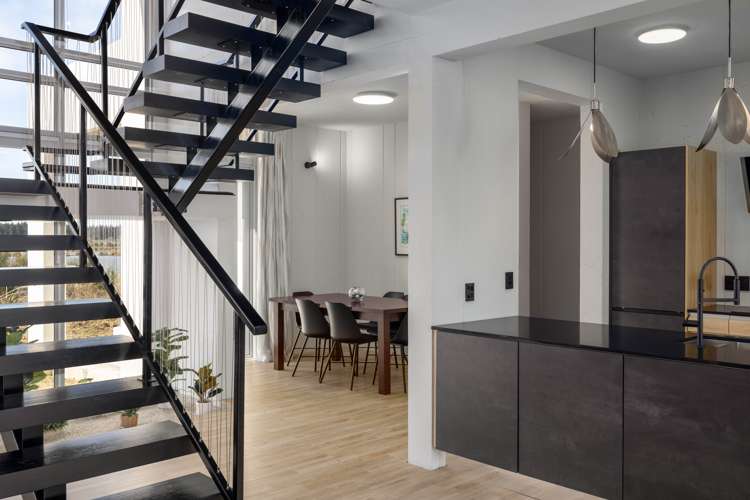 40 Pegasus Main Street Pegasus_5