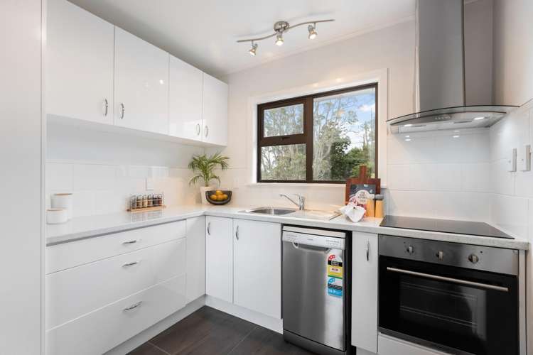 9 Cotswold Crescent Newlands_8