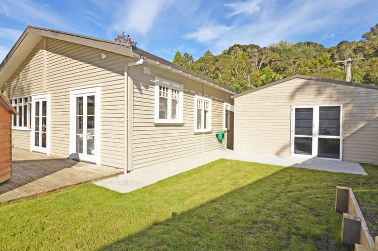 42 Western Road Laingholm_15