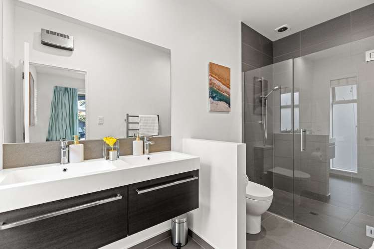 95 Office Road Merivale_15