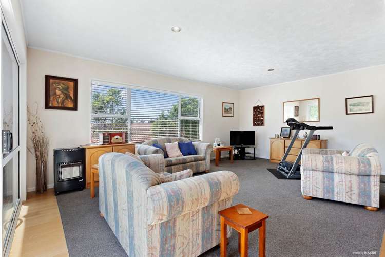 2 Puketitiro Street Glen Eden_4