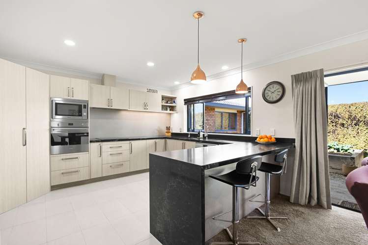 253 The Oaks Drive Cambridge_3