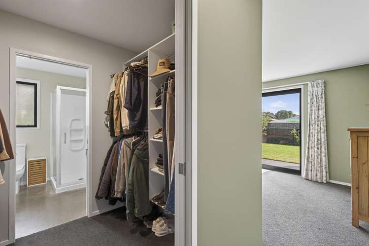 4A James Drive Bell Block_19