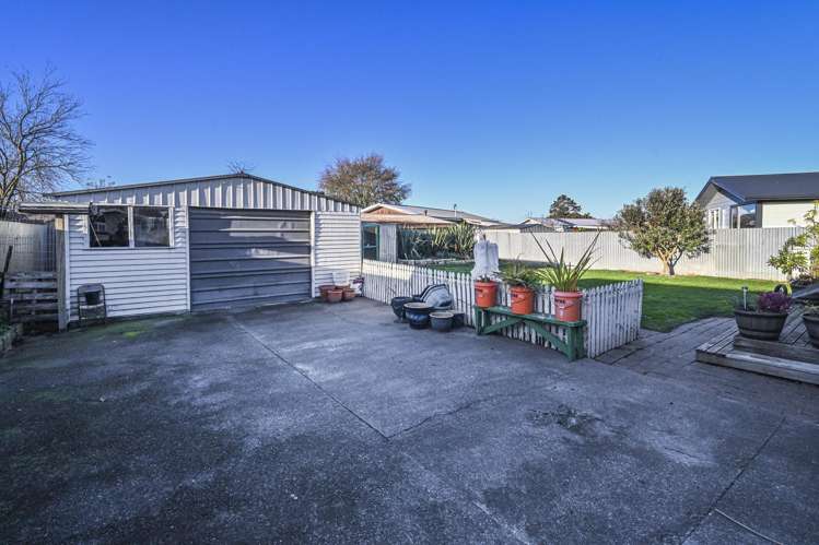 42 Dover Road Flaxmere_11