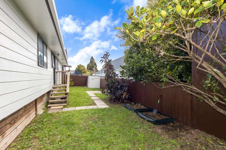 93a Henderson Valley Road Henderson_12