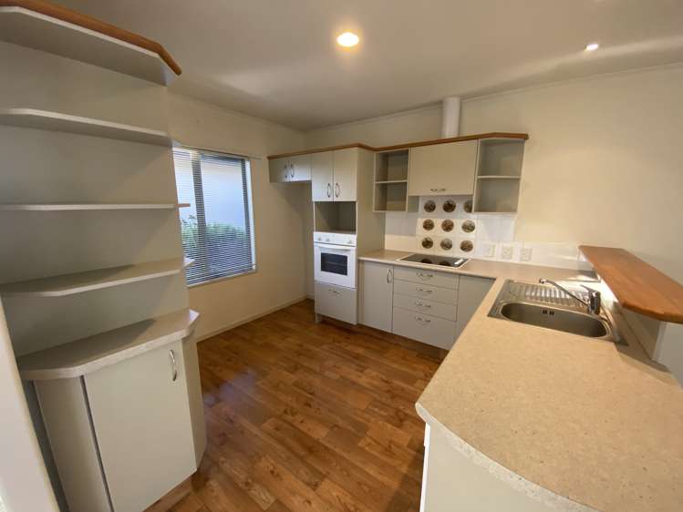 12/285 Vaughan Road Owhata_1