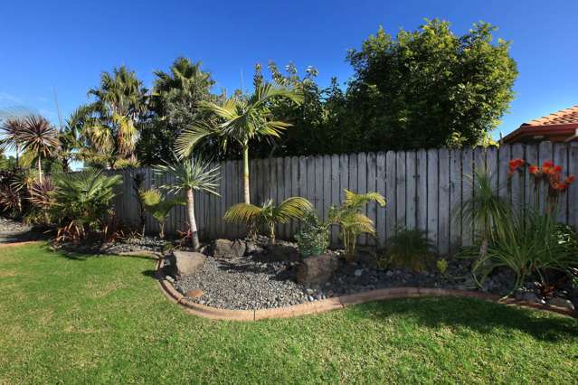 16d Saint Jerome Avenue Te Atatu Peninsula_2