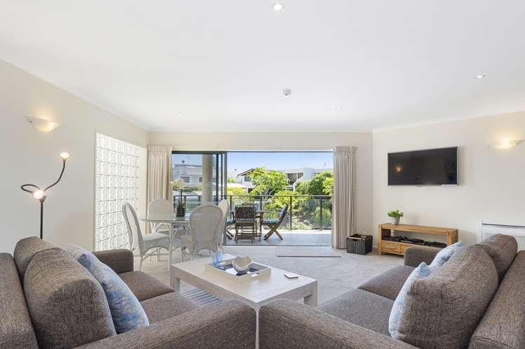 203/178 Marine Parade Mount Maunganui_2