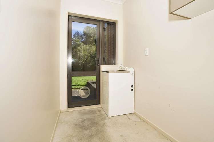 62 Saint James Drive Huntington_15