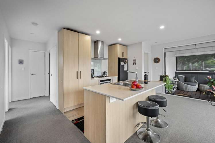 11/48 Wallace Road_4