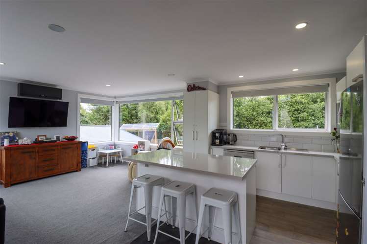 70 Kent Street Marchwiel_1