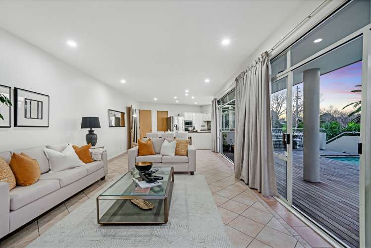 7 Loreto Heights Remuera_10