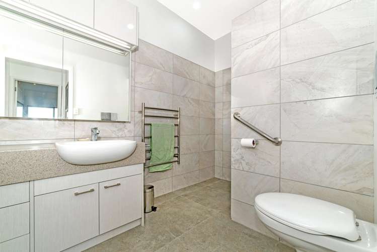 7/100 Customhouse Street Gisborne Central_10