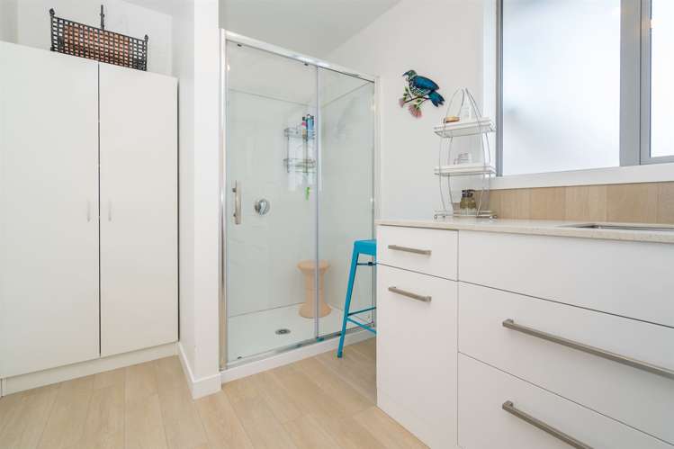 5 Duthie Street Milton_14