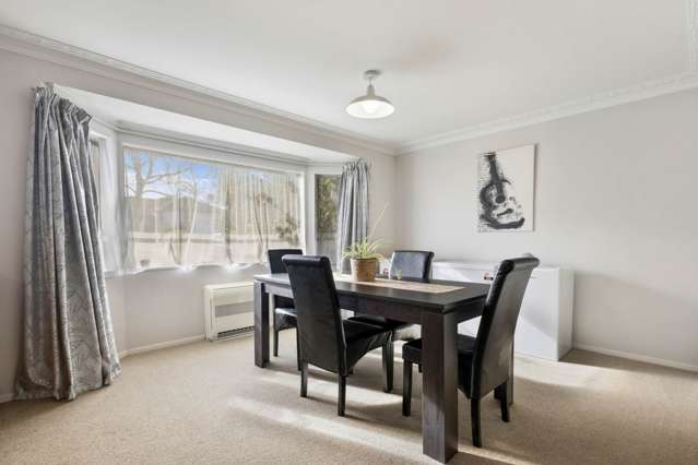 84 Mirrabooka Avenue Botany Downs_4