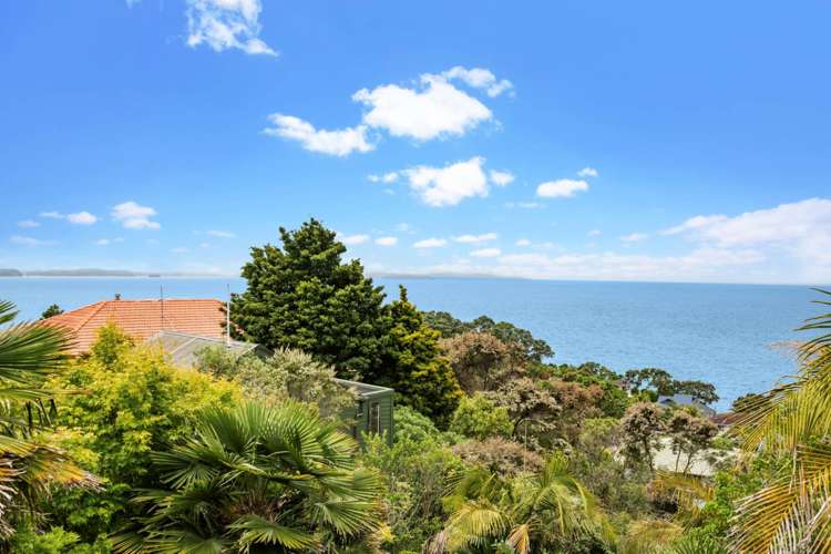 260 Whangaparaoa Road Red Beach_11