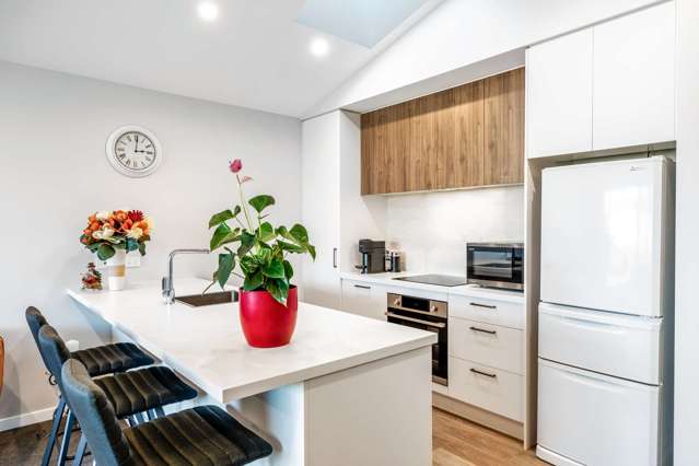 138/30 Bob Robertson Drive Woodend_2