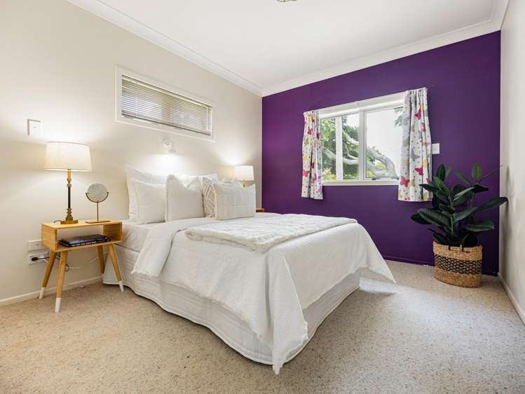 946 River Road Queenwood_10