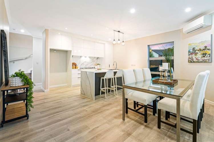 21F Stamford Crescent Flat Bush_6