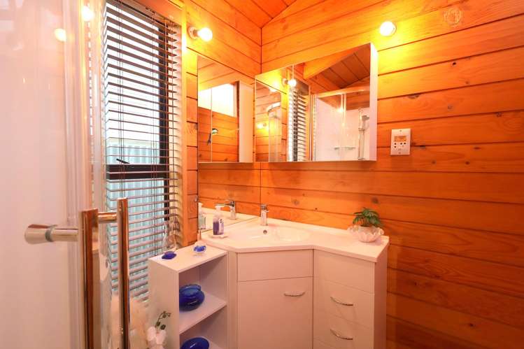 108 Avenal Street Avenal_24