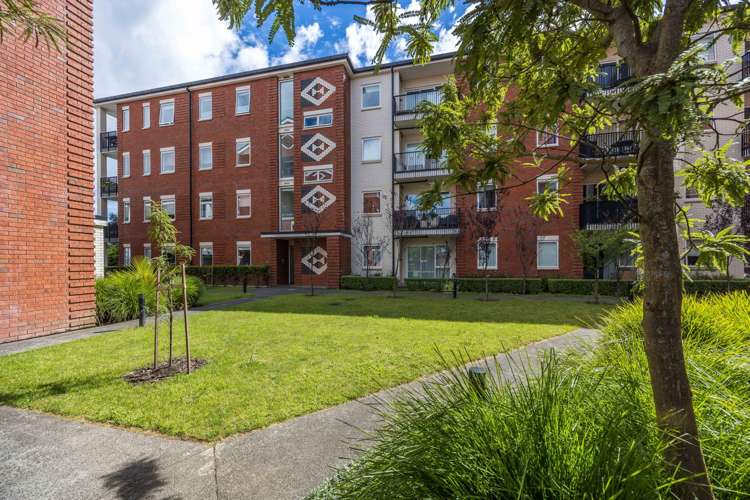 107/1B Soljak Place Mount Albert_15