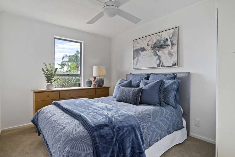 86 Aeroview Drive Beach Haven_9