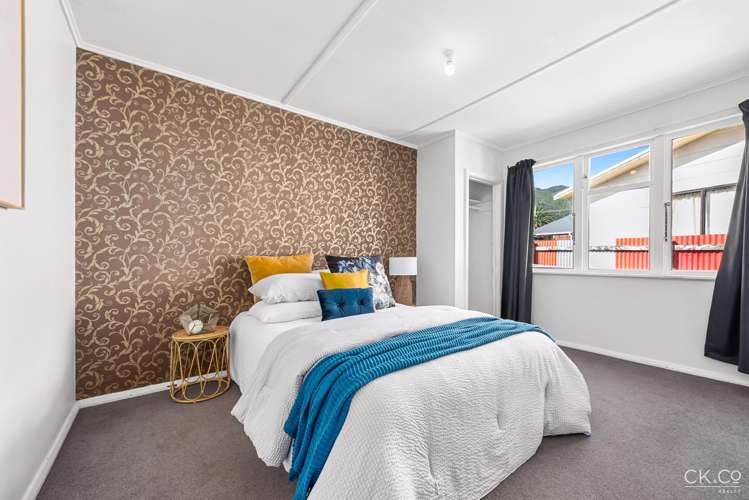 39 Prouse Crescent Naenae_8