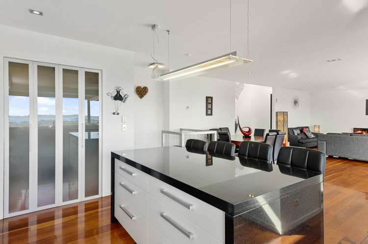 9 French Place Tihiotonga_6