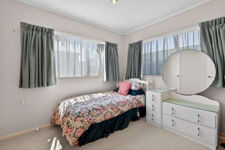 13C Gibbs Crescent Wainuiomata_18