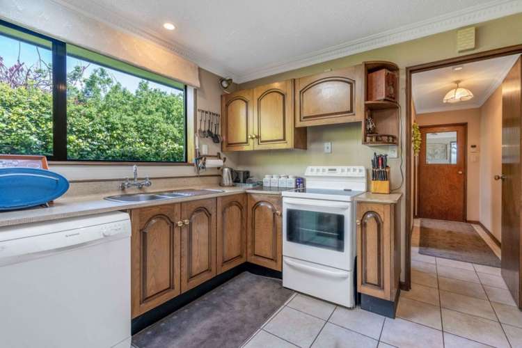 779 Queens Drive Waikiwi_15