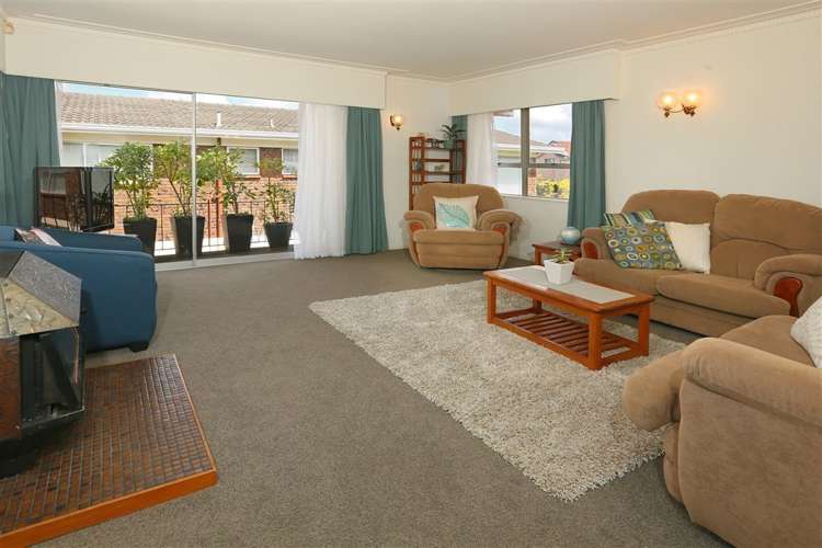 1 Eyre Street Henderson_6