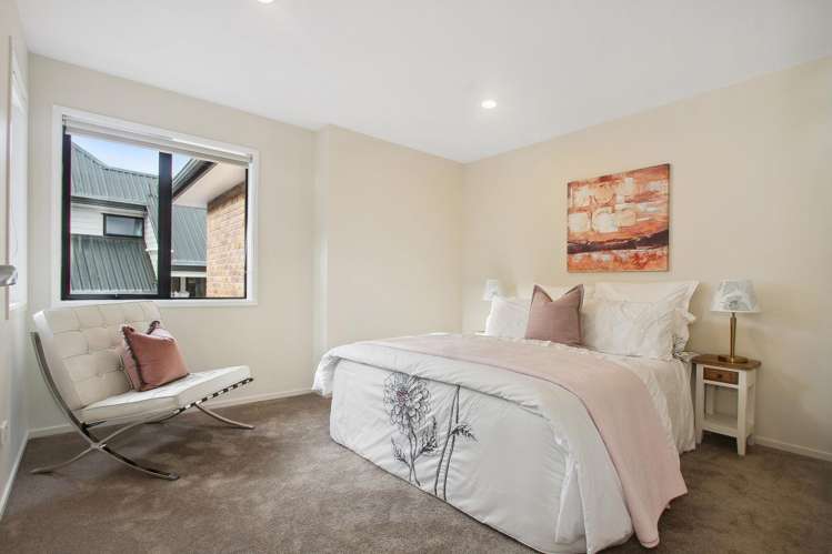 4 Korotaha Terrace Rothesay Bay_16