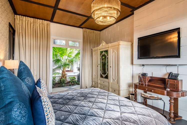 195a Awaawaroa Road Waiheke Island_18