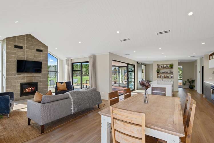 35 Mitcham Road Allenton_17