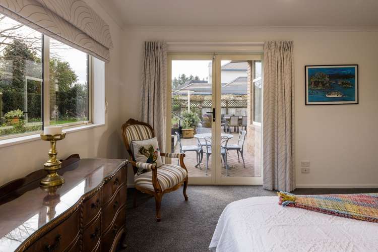 10 Helmsdale Court Huntington_15