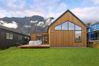 5 Rowe Drive, Hanley's Farm_4