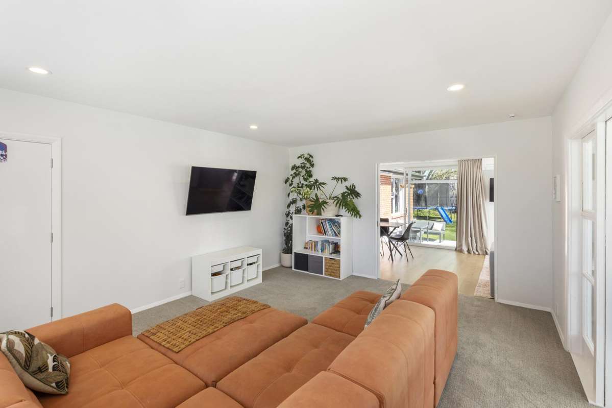 11 Croziers Road_5
