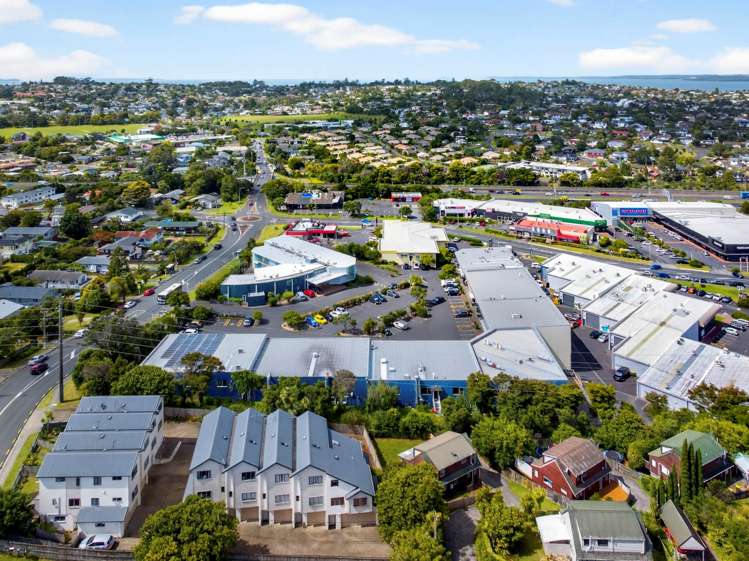 Unit 10A/20 Link Drive Wairau Valley_19