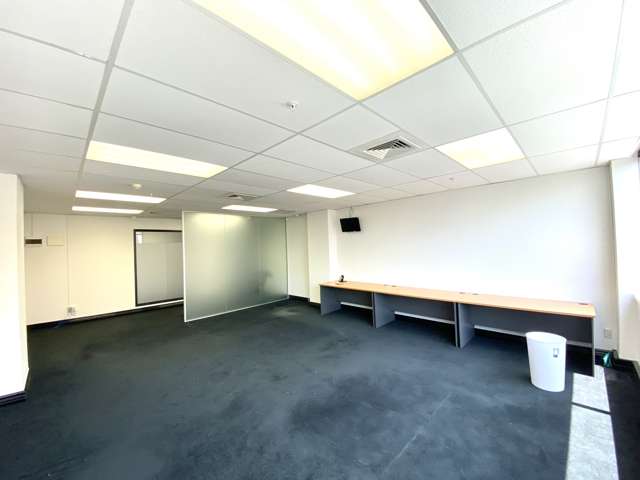 Suite 1105/300 Queen Street Auckland Central_2