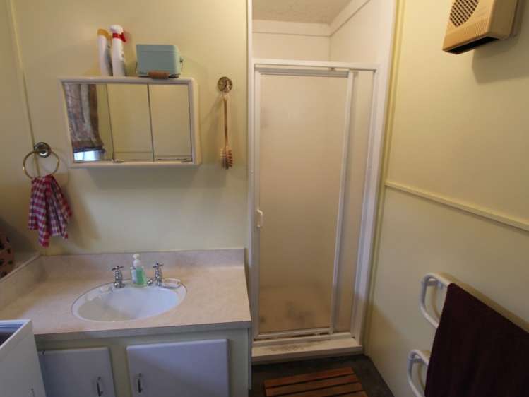 94 Pa Valley Road Eketahuna_13