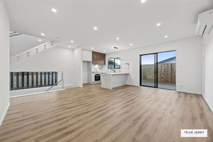 27 Jandell Crescent Bucklands Beach_2