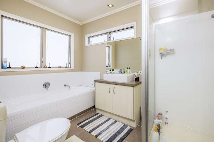 17 Kestev Drive Flat Bush_9