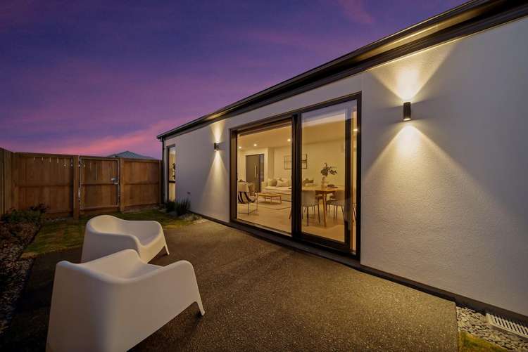 5 Llew Summers Street Belfast_28