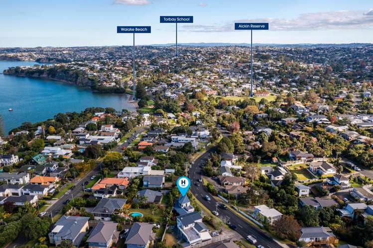 2/953 Beach Road Torbay_21