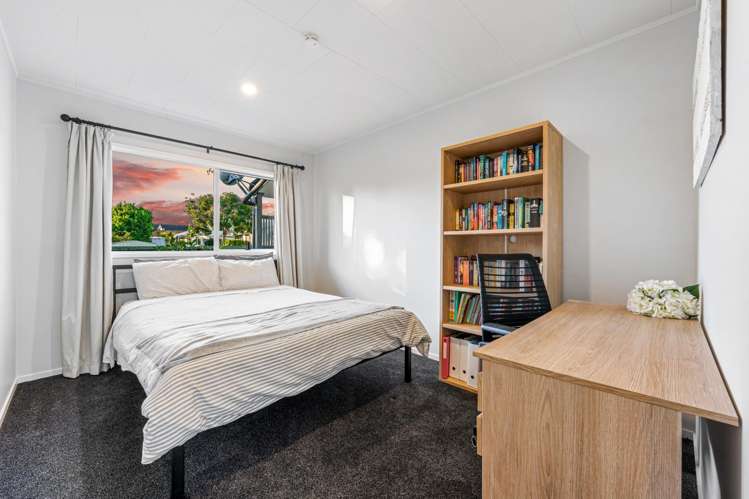 92b Beach Road Te Atatu Peninsula_12
