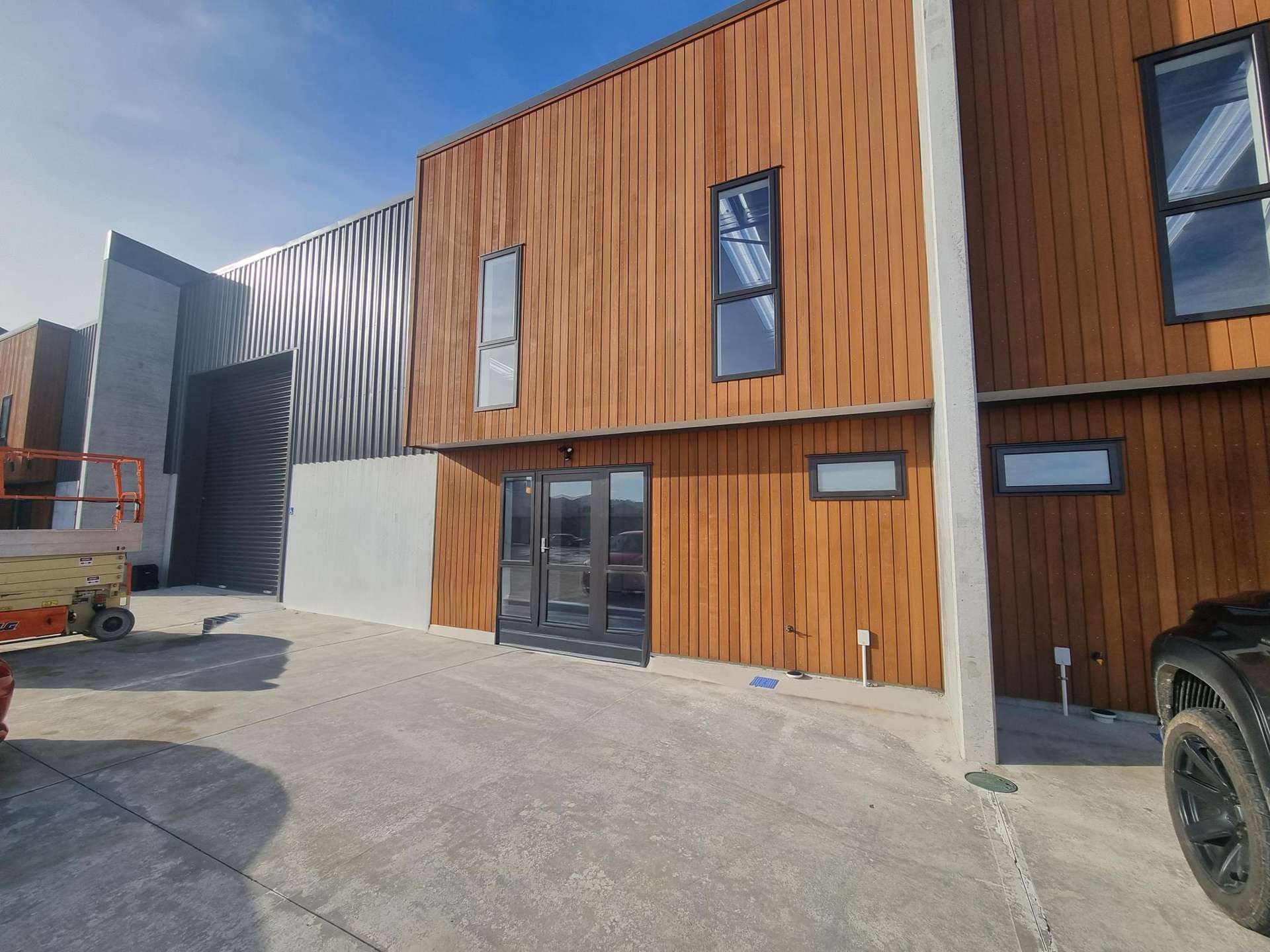 5/43-45 Thomas Neal Crescent Trentham_0